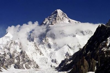 中国最大的冰川:音苏盖提冰川