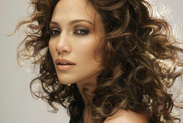 全球十大姓氏排名 金位列第一，王仅列第九